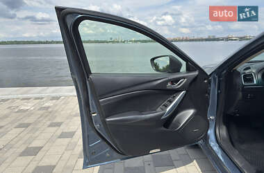 Седан Mazda 6 2015 в 