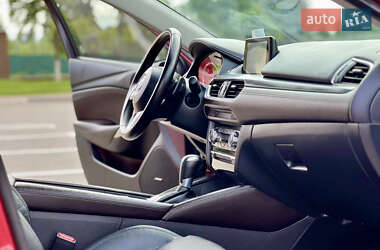 Седан Mazda 6 2016 в 