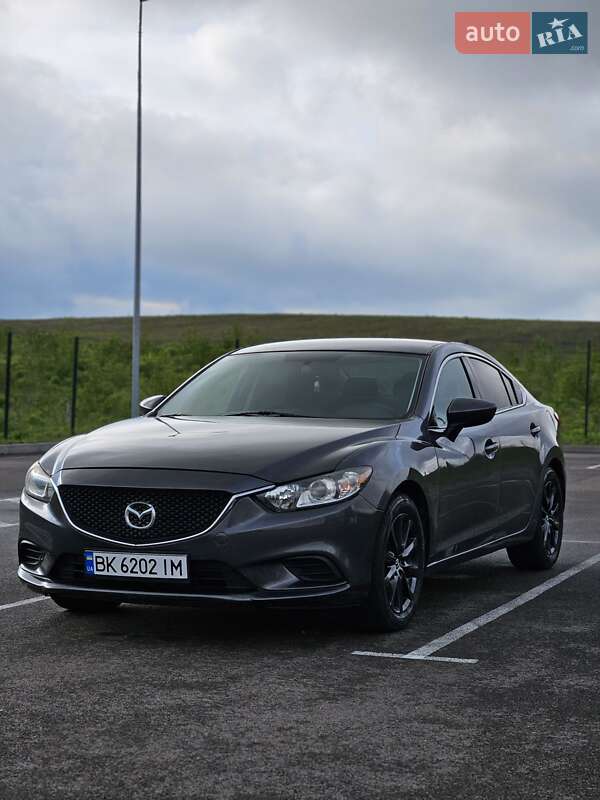 Седан Mazda 6 2014 в Ровно