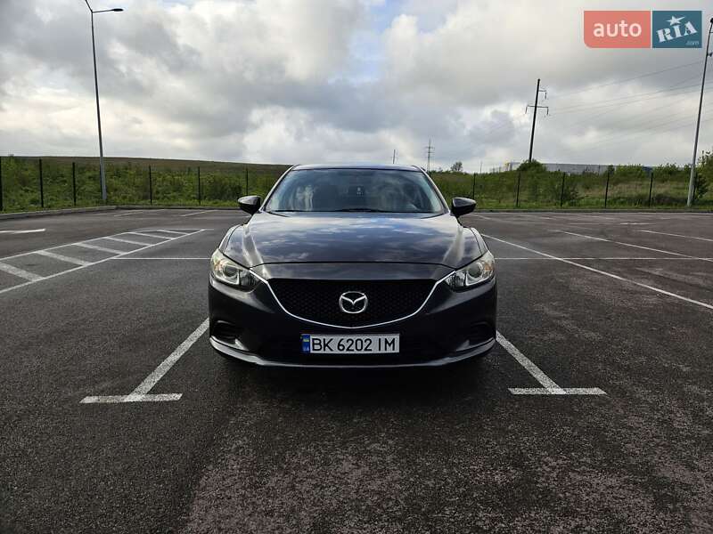 Седан Mazda 6 2014 в Ровно
