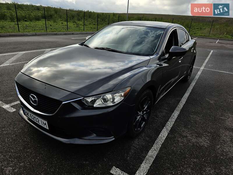 Седан Mazda 6 2014 в Ровно