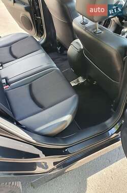 Лифтбек Mazda 6 2011 в 