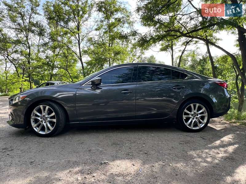 Седан Mazda 6 2017 в Днепре