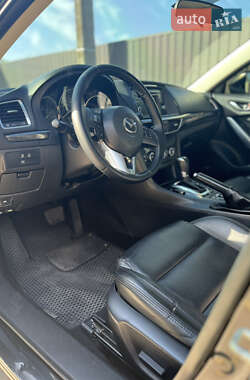 Седан Mazda 6 2015 в 