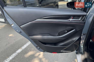 Седан Mazda 6 2021 в 