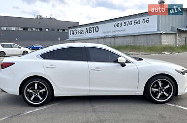 Седан Mazda 6 2016 в 