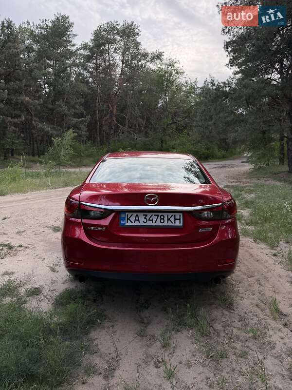 Седан Mazda 6 2015 в Запоріжжі