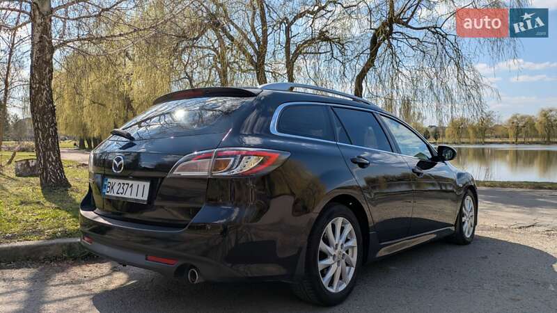 Універсал Mazda 6 2011 в Рівному