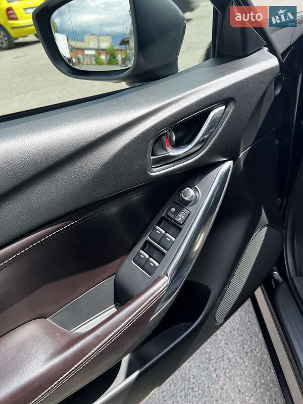 Седан Mazda 6 2018 в Львові