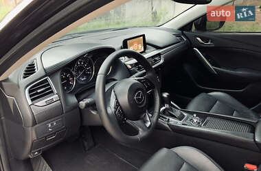Седан Mazda 6 2016 в 
