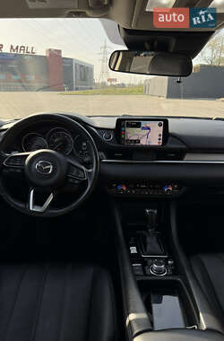 Седан Mazda 6 2018 в 