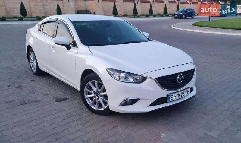 Седан Mazda 6 2015 в Измаиле