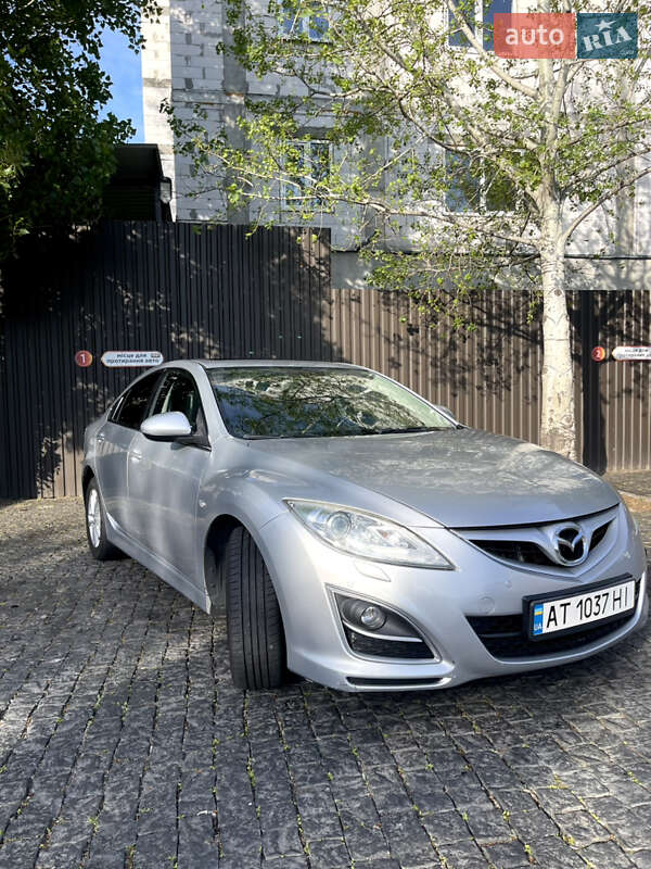 Седан Mazda 6 2011 в Киеве