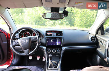 Седан Mazda 6 2011 в 