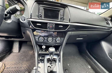 Седан Mazda 6 2013 в 