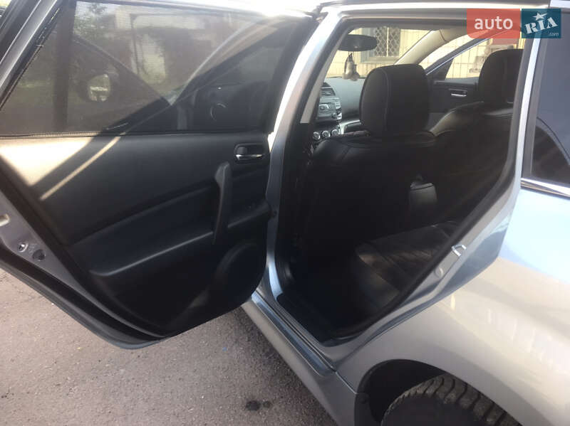 Универсал Mazda 6 2010 в Киеве