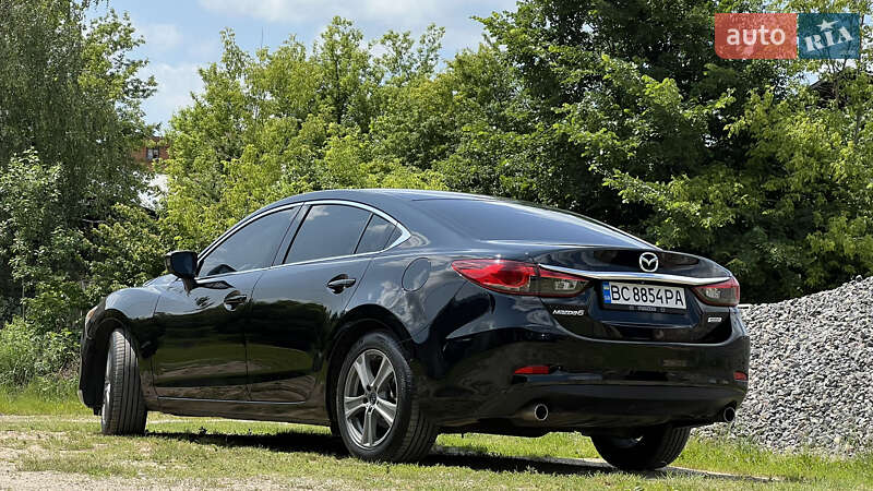 Седан Mazda 6 2014 в Дрогобыче