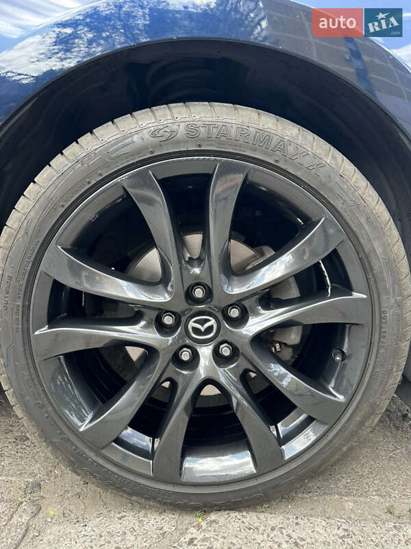 Седан Mazda 6 2017 в Днепре