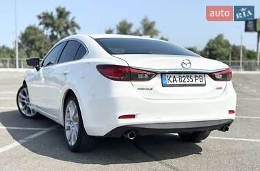 Седан Mazda 6 2015 в 