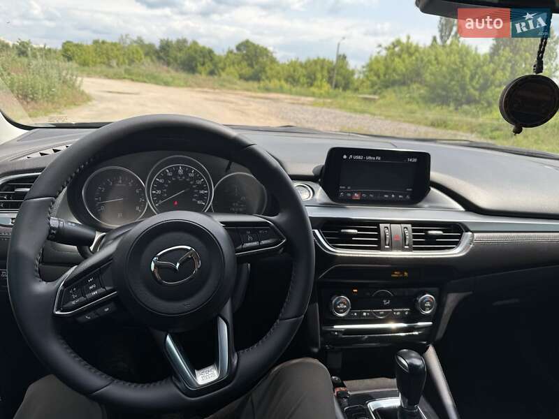 Седан Mazda 6 2017 в Киеве