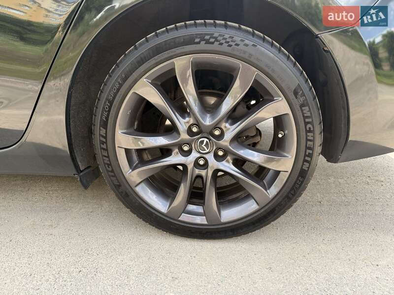Седан Mazda 6 2017 в Киеве