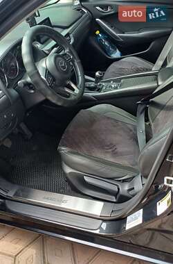 Седан Mazda 6 2016 в 