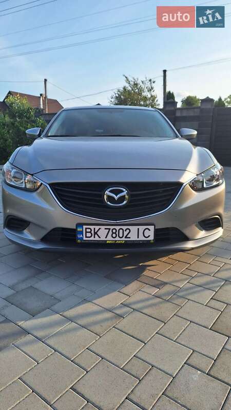 Седан Mazda 6 2014 в 