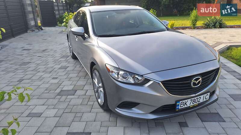Седан Mazda 6 2014 в Сарнах