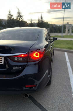 Седан Mazda 6 2015 в 