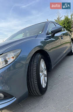 Седан Mazda 6 2015 в 