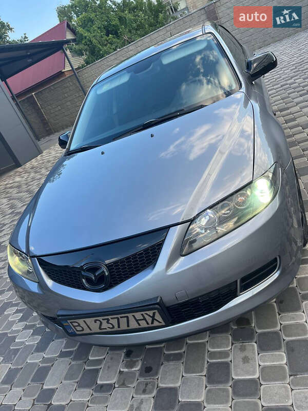 Седан Mazda 6 2006 в Гадяче