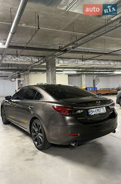 Седан Mazda 6 2015 в 