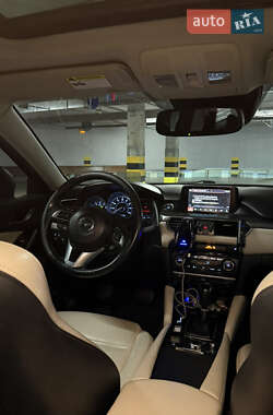 Седан Mazda 6 2015 в 
