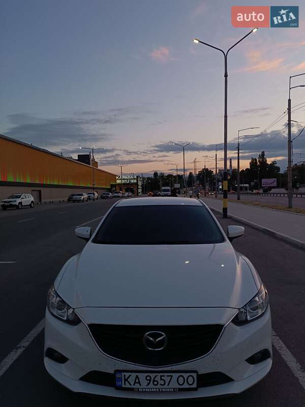 Седан Mazda 6 2015 в Киеве