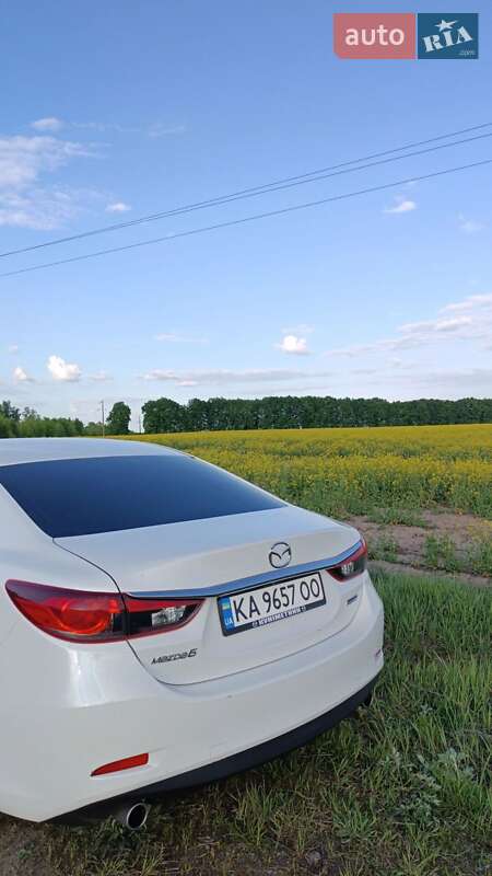 Седан Mazda 6 2015 в Киеве