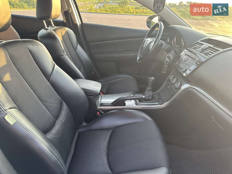 Лифтбек Mazda 6 2010 в Ровно