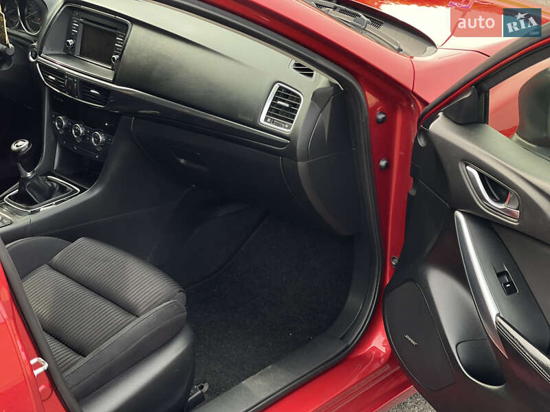 Седан Mazda 6 2012 в Львове