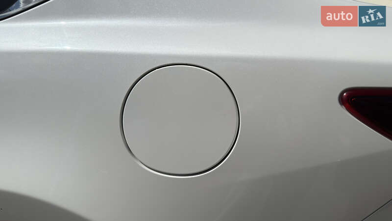 Седан Mazda 6 2015 в Кропивницком