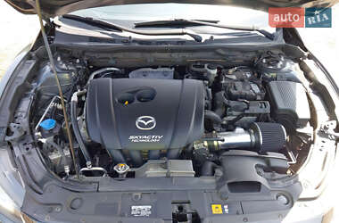 Седан Mazda 6 2016 в 