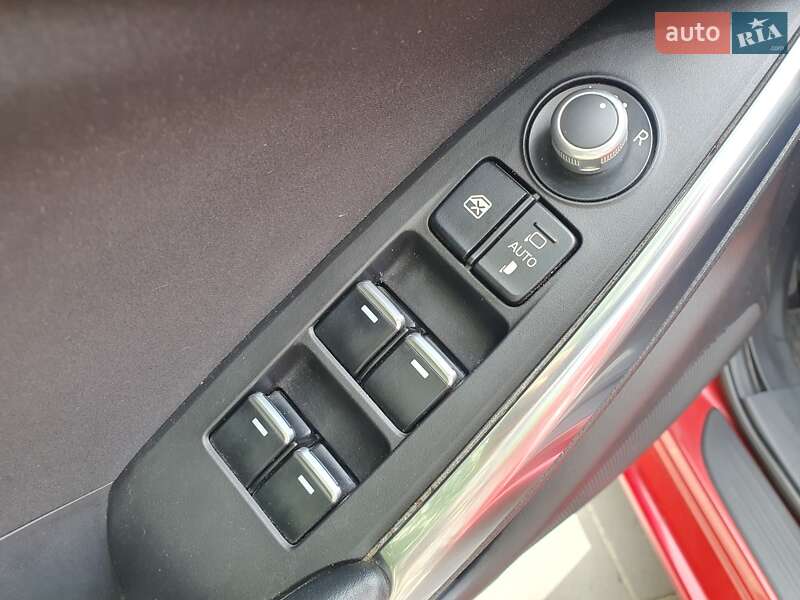 Седан Mazda 6 2016 в Киеве