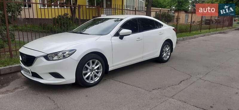 Седан Mazda 6 2016 в Киеве