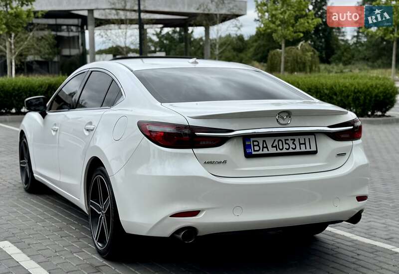 Седан Mazda 6 2018 в Киеве
