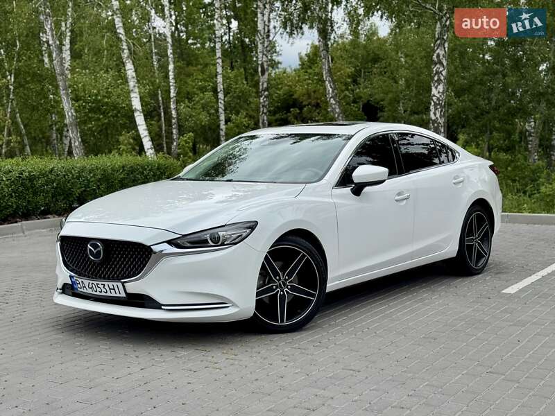 Седан Mazda 6 2018 в Киеве