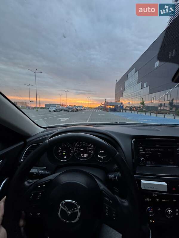 Седан Mazda 6 2013 в Ивано-Франковске