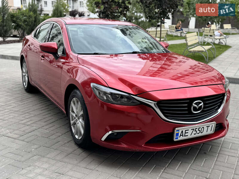 Седан Mazda 6 2015 в Днепре