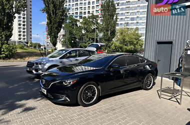 Седан Mazda 6 2015 в 