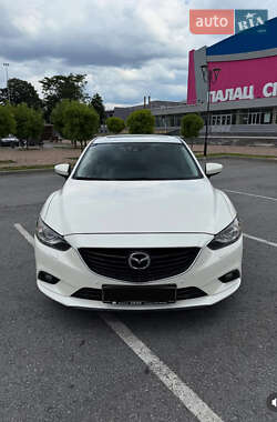 Седан Mazda 6 2014 в 