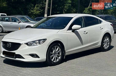 Седан Mazda 6 2016 в Черновцах