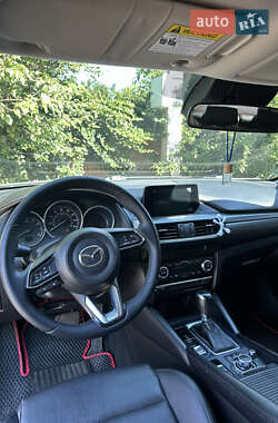 Седан Mazda 6 2017 в 