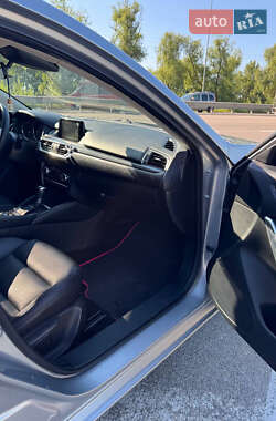 Седан Mazda 6 2017 в 